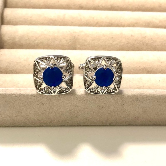 Halo 1Ct. Round Blue Star Silver Color  Cufflinks - Picture 4 of 5